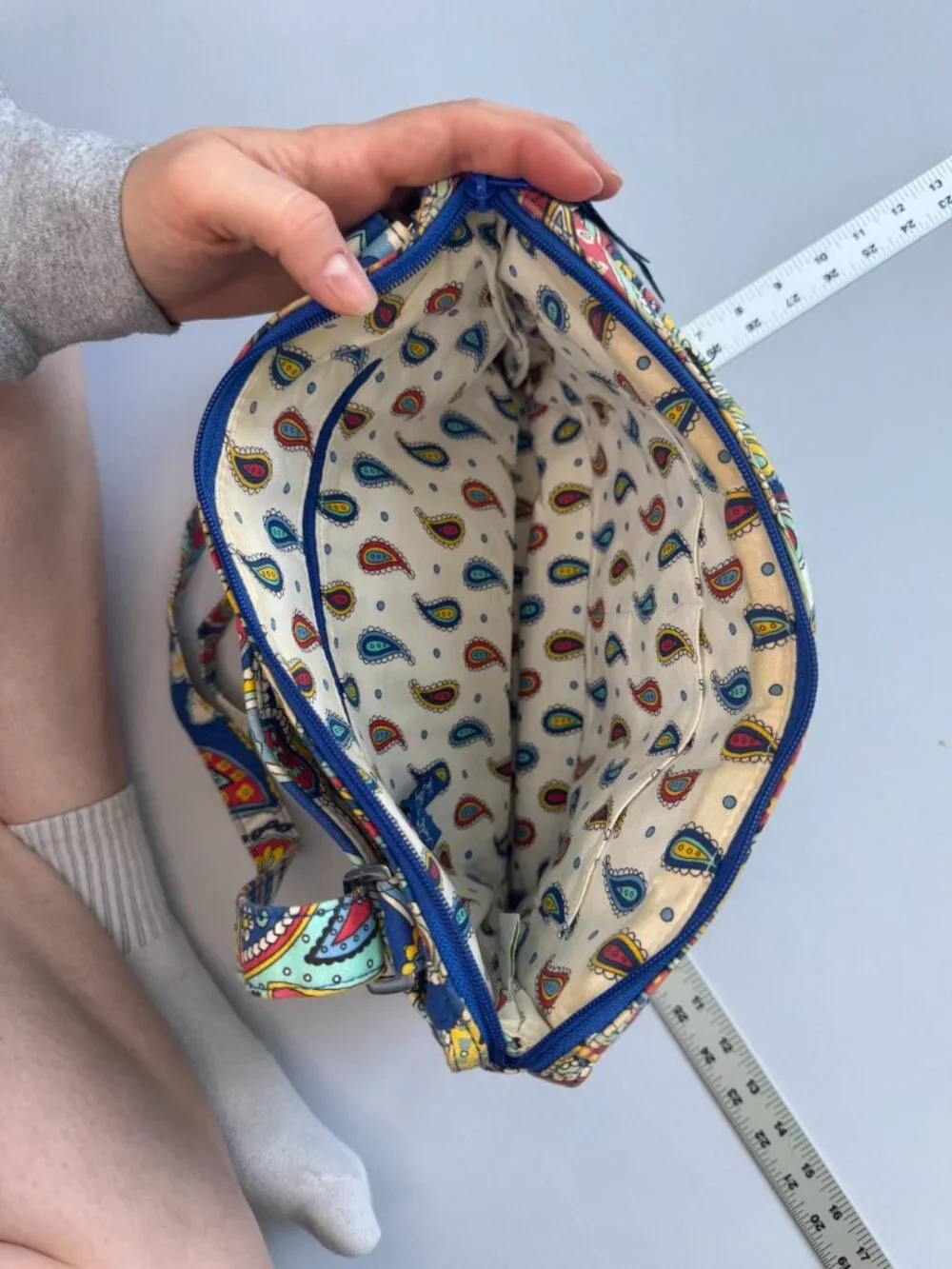 Vera Bradley Mailbag Crossbody Purse Retired Marina Paisley AS-IS